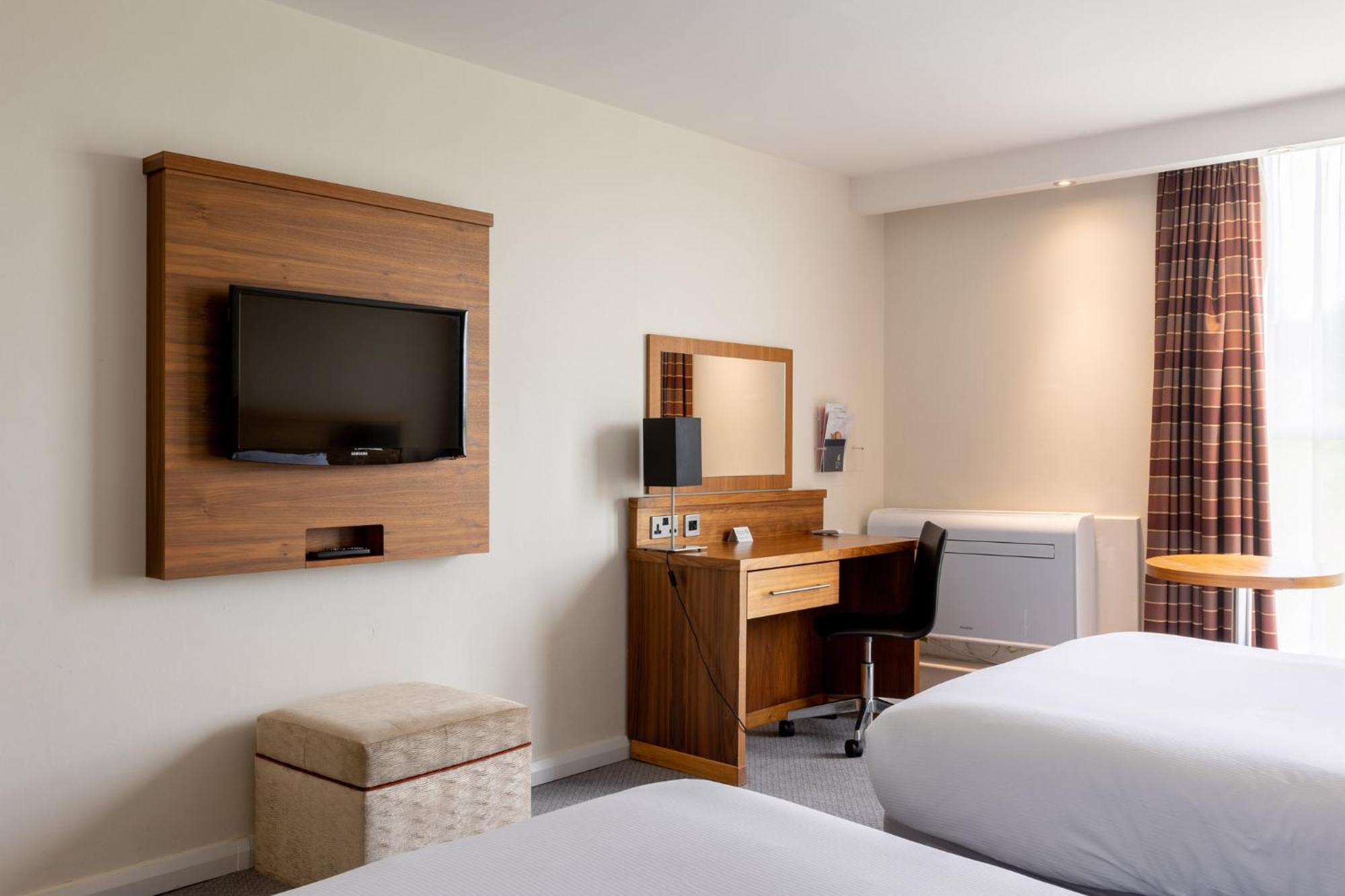 Newcastle Gosforth Park By Ihg Seaton Burn